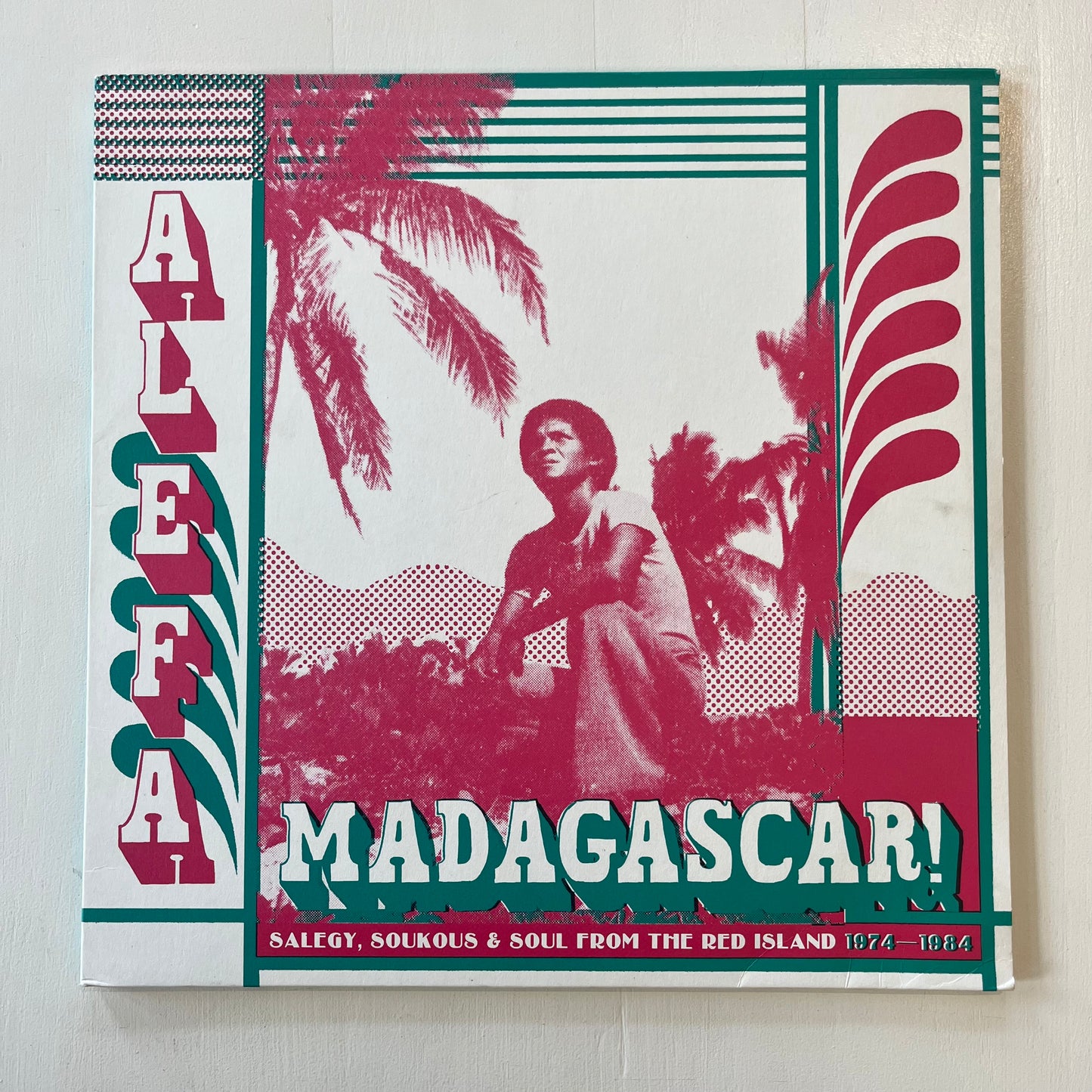 Alefa Madagascar! Salegy, Soukous & Soul from the Red Island 1974-1984, LPx2 (NM/NM)